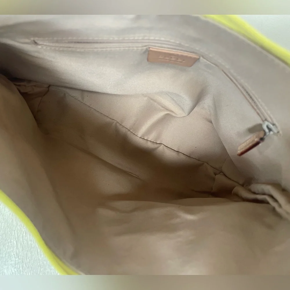 Gucci Lime Green Canvas Shoulder Bag EUC - Picture 7 of 16